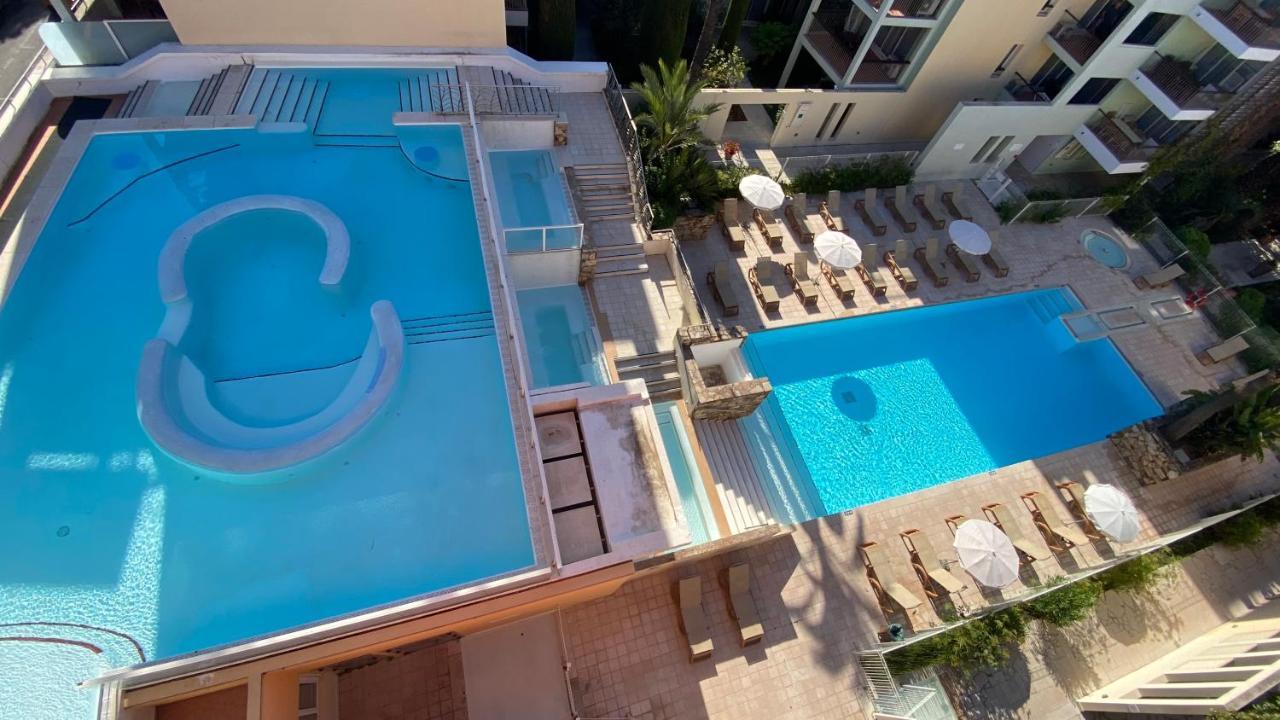 Penthouse Vue Mer Avec Rooftop,Jacuzzi,Et Parking Prive Antibes Zewnętrze zdjęcie